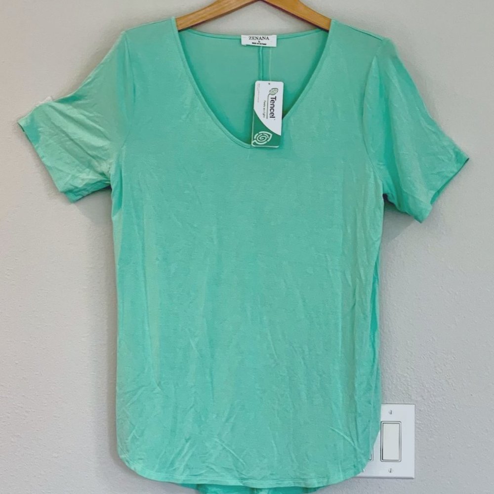 NWT Zenana Tencel knit mint V neck tee top L.